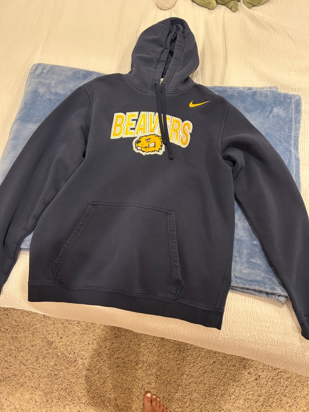Nike Navy Pullover Hooded Sweatshirt with Yellow Beavers Logo